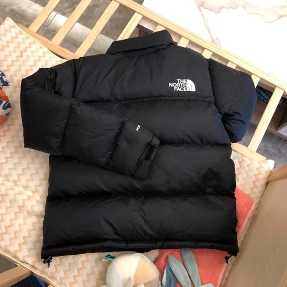 The North Face Jackets & Blazers - The North Face 700